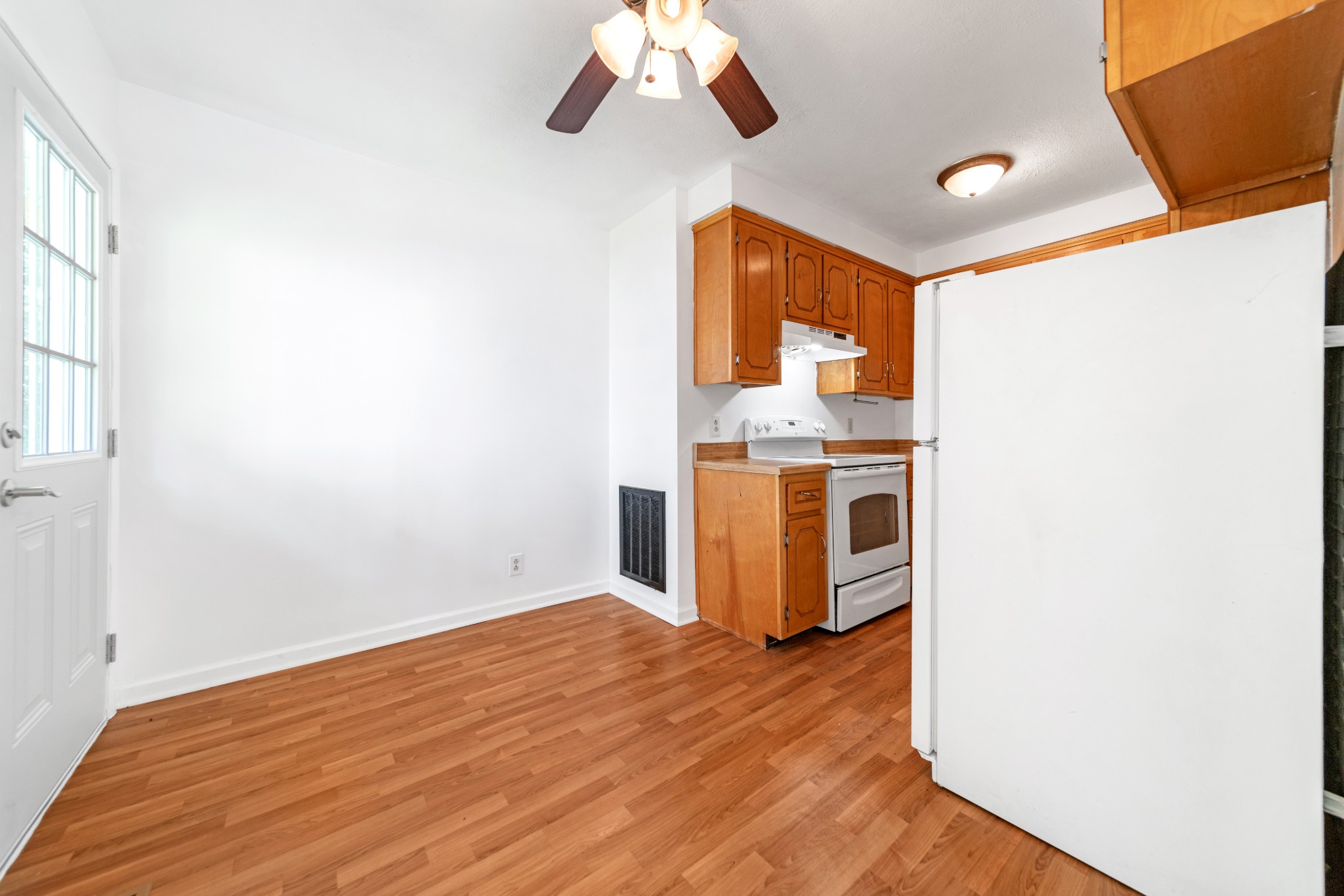 420 Circle Drive Springfield, TN 37172 - Photo 5 of 17 Gallery Image 5