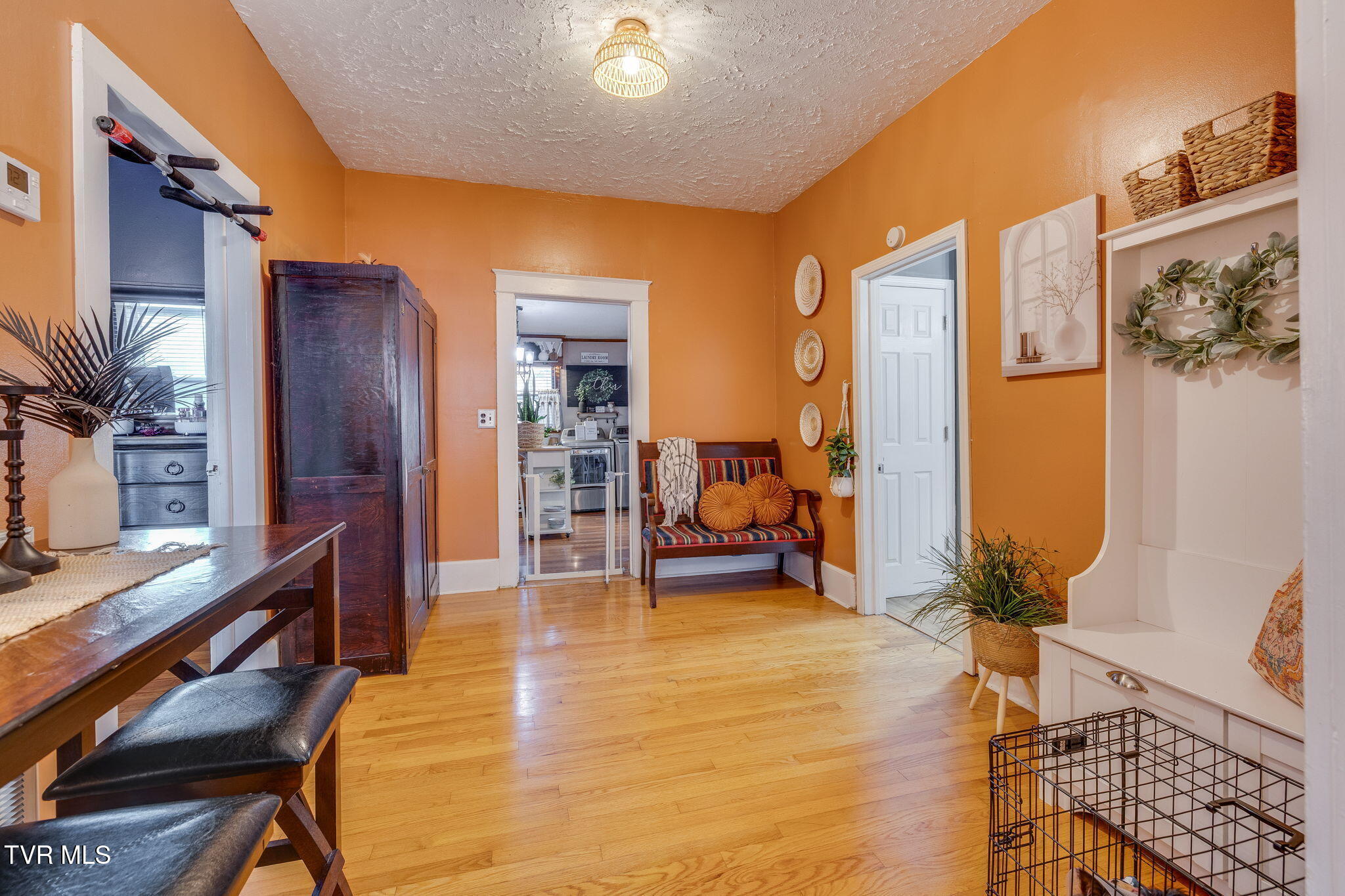 535 Washington Street Erwin, TN 37650 - Photo 11 of 37 008