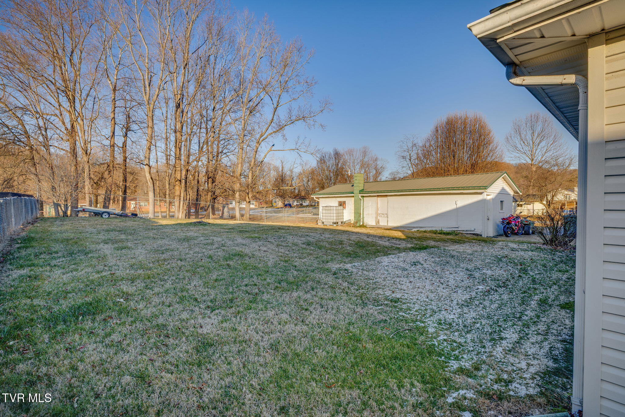 535 Washington Street Erwin, TN 37650 - Photo 29 of 37 028