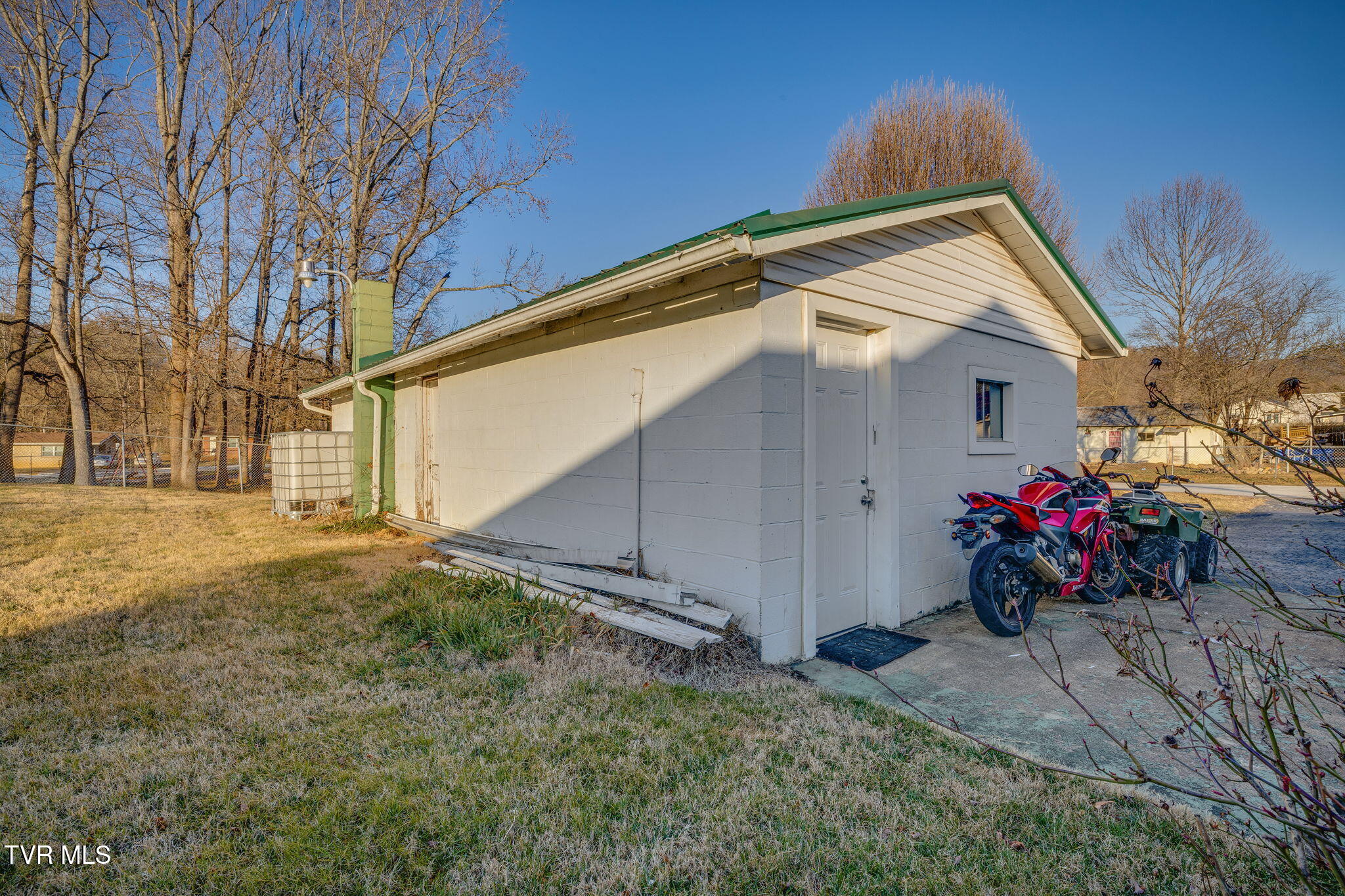 535 Washington Street Erwin, TN 37650 - Photo 31 of 37 030