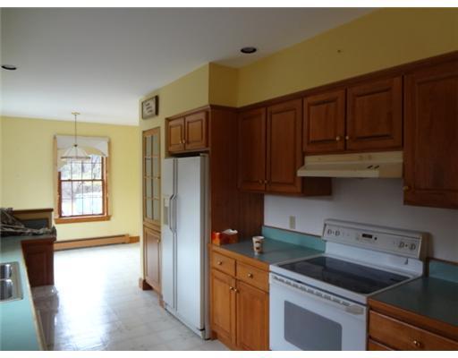515 River Road Arundel, ME 04046 - Photo 14 of 25 Kitchen.