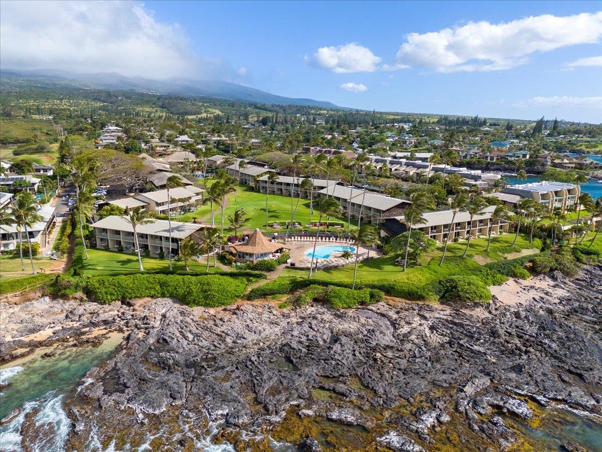 5315 Lower Honoapiilani Road, Unit H263 Lahaina, HI 96761 - Photo 3 of 50 Gallery Image 3
