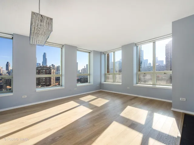 $425,000 | 600 North Kingsbury Street, Unit 1603, Chicago, IL 60654