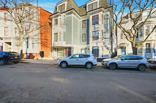 $4,500 | 238 Webster Street, Unit 6, Boston, MA 02128