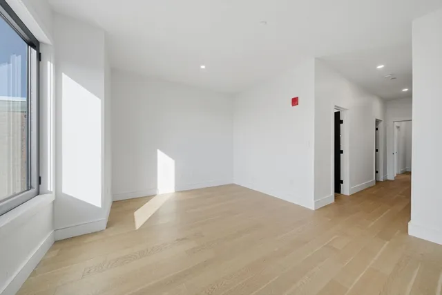 $4,500 | 238 Webster Street, Unit 6, Boston, MA 02128