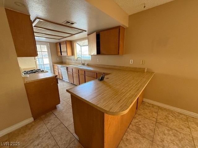 8256 Abercrombe Way Las Vegas, NV 89145 - Photo 6 of 20