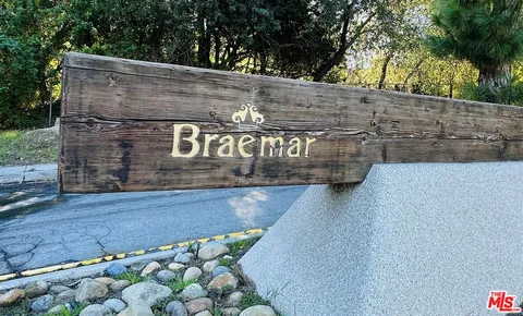 $3,899,000 | 4256 Tarzana Estates Drive, Tarzana, CA 91356