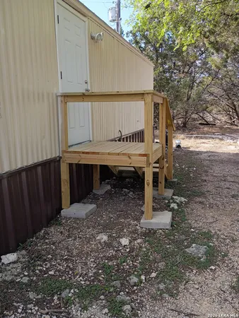 $212,500 | 865 Qappuella Drive, Canyon Lake, TX 78133