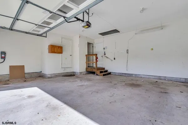 $474,900 | 547 South Cincinnati Avenue, Egg Harbor City, NJ 08215