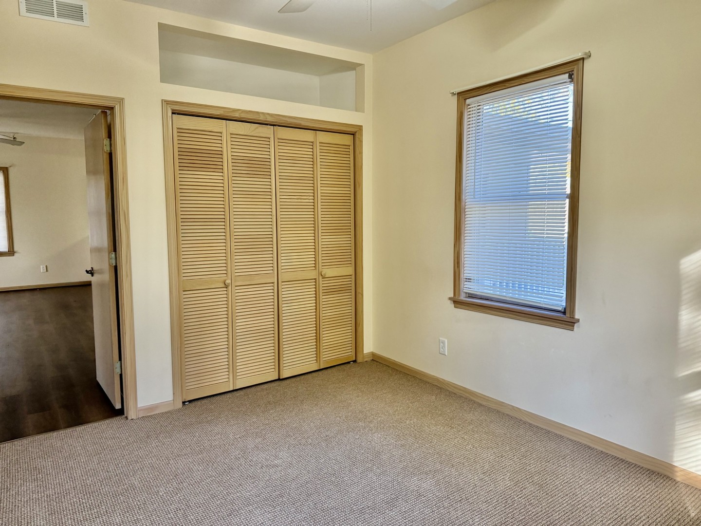 422 Chartres Street LaSalle, IL 61301 - Photo 15 of 21 an empty room with windows