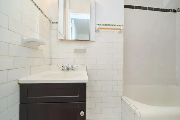 $3,900 | 416 East 89th Street, Unit 3F | Upper East Side