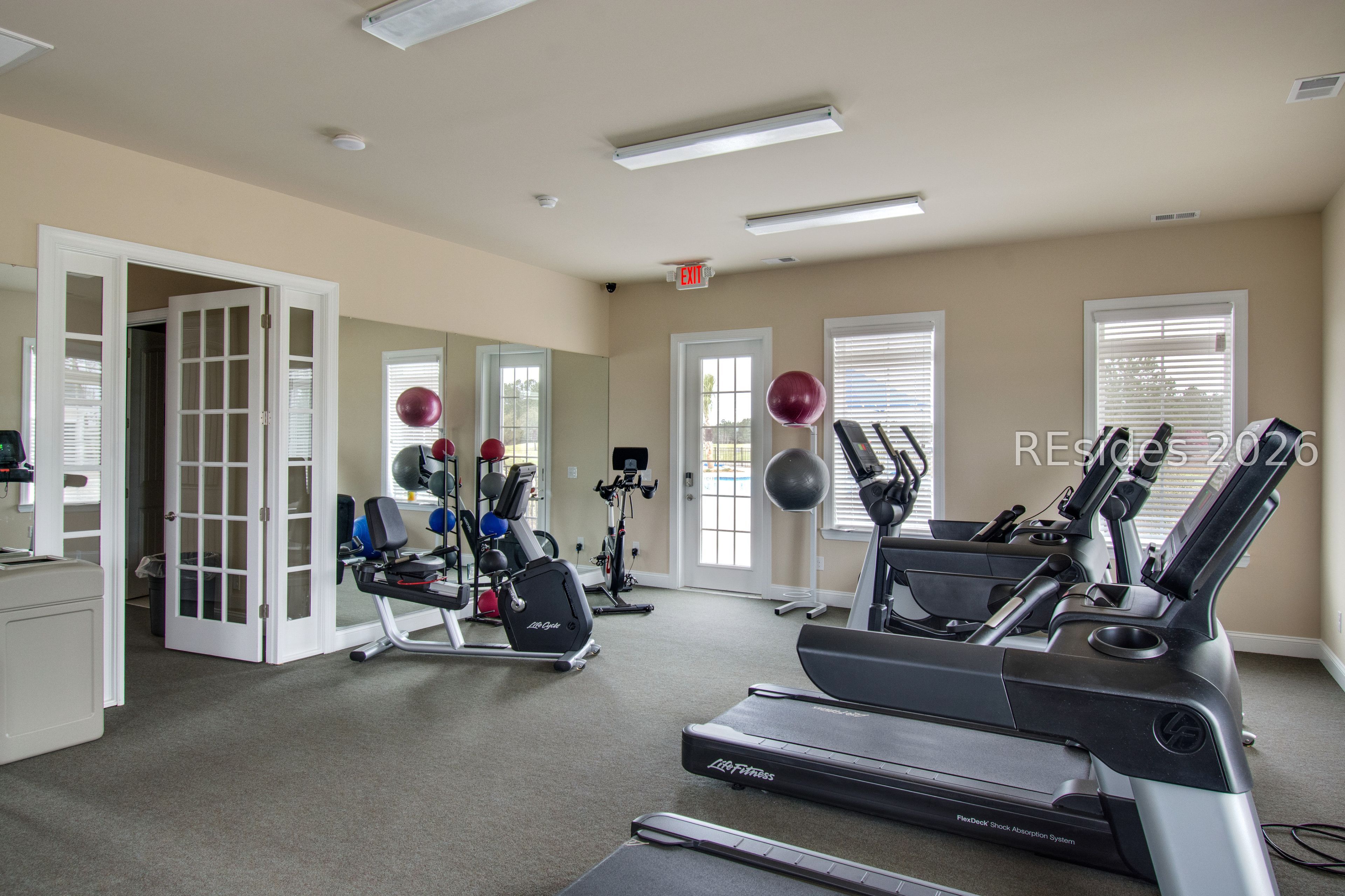 627 Crimson Point Bluffton, SC 29909 - Photo 6 of 10