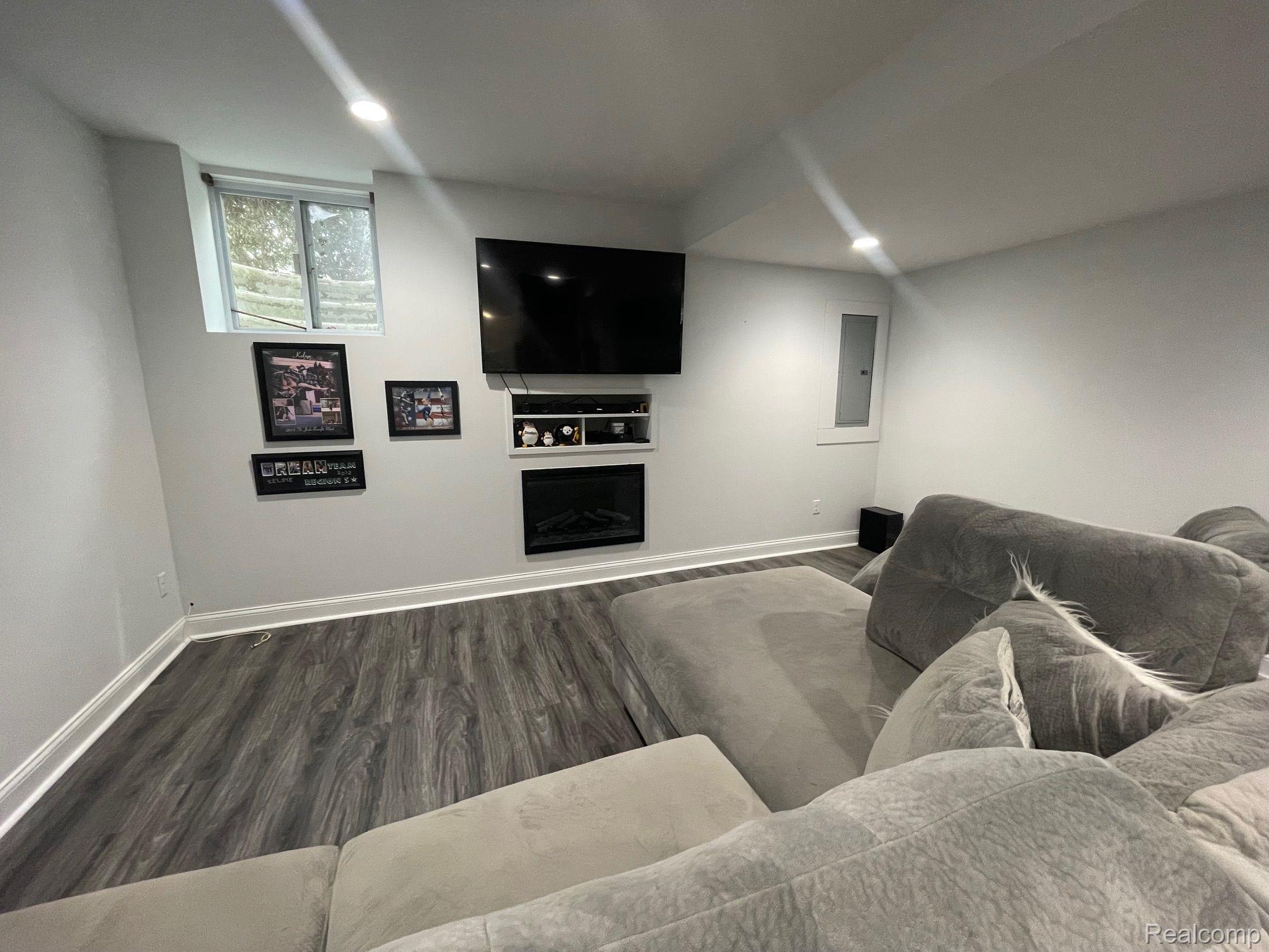 6556 Flushing Road Flushing, MI 48433 - Photo 51 of 54 Gallery Image 51