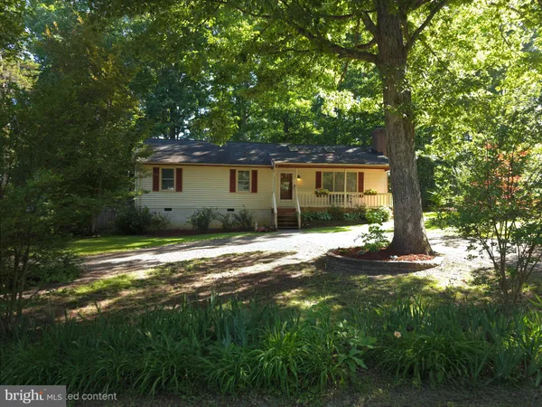 $340,000 | 733 Canterbury Drive, Ruther Glen, VA 22546