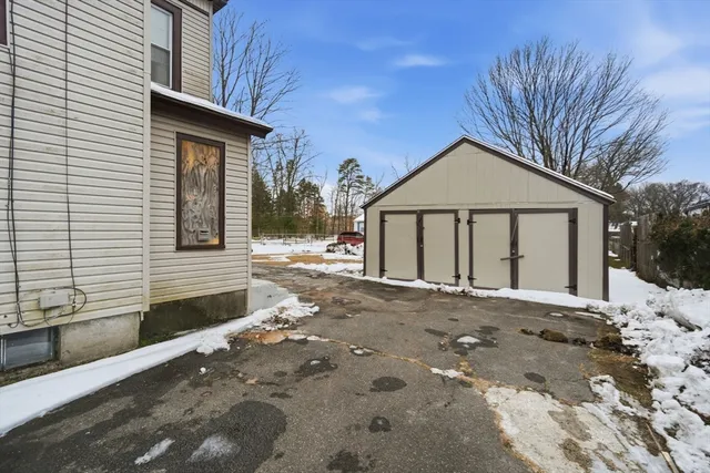 $340,000 | 340 Oak Street, Springfield, MA 01151