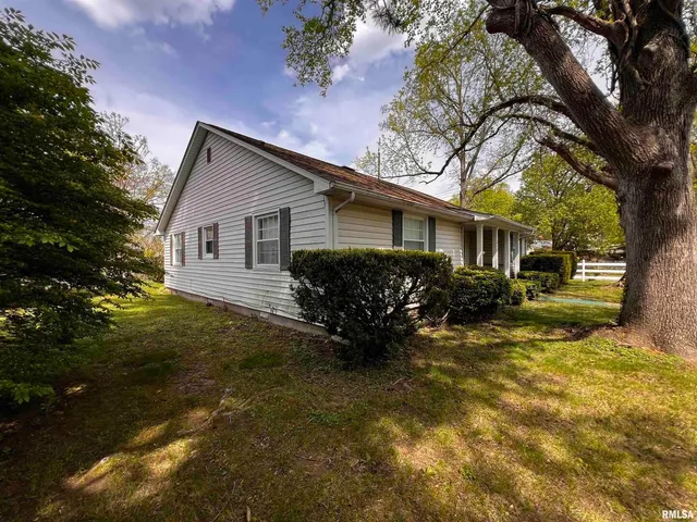 $98,500 | 810 East 7th Street, Centralia, IL 62801