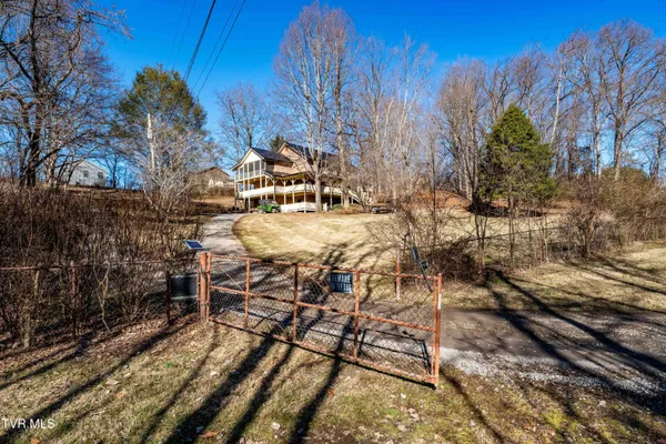 $599,900 | 127 Markwood Circle, Jonesborough, TN 37659