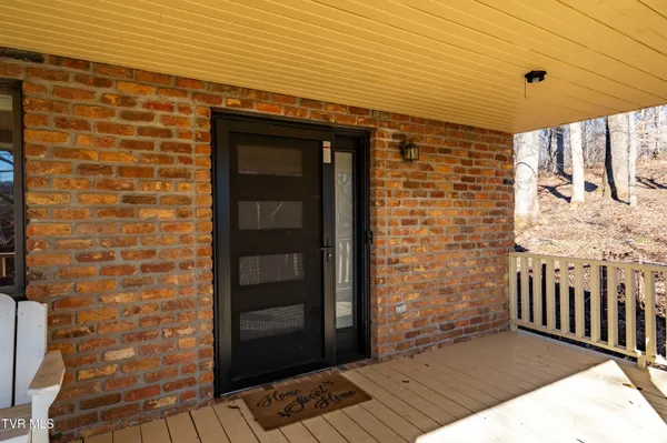 $599,900 | 127 Markwood Circle, Jonesborough, TN 37659