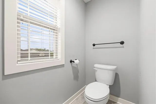 $444,900 | 8204 Northwest 74th Street, Kansas City, MO 64152