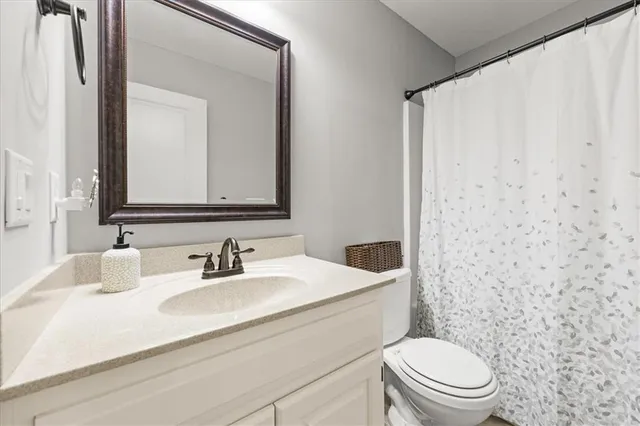 $444,900 | 8204 Northwest 74th Street, Kansas City, MO 64152