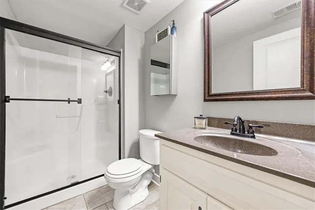 $444,900 | 8204 Northwest 74th Street, Kansas City, MO 64152