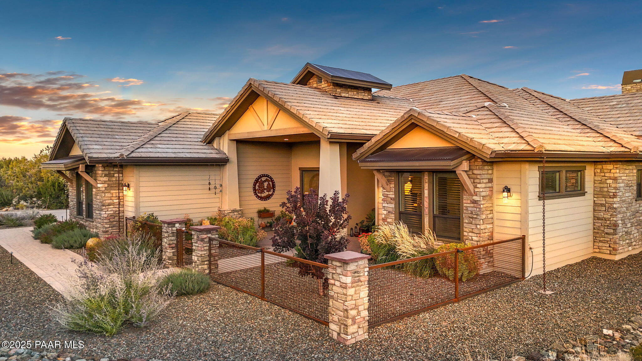 15505 North Double Adobe Road Prescott, AZ 86305 - Photo 4 of 84 a front view of a house