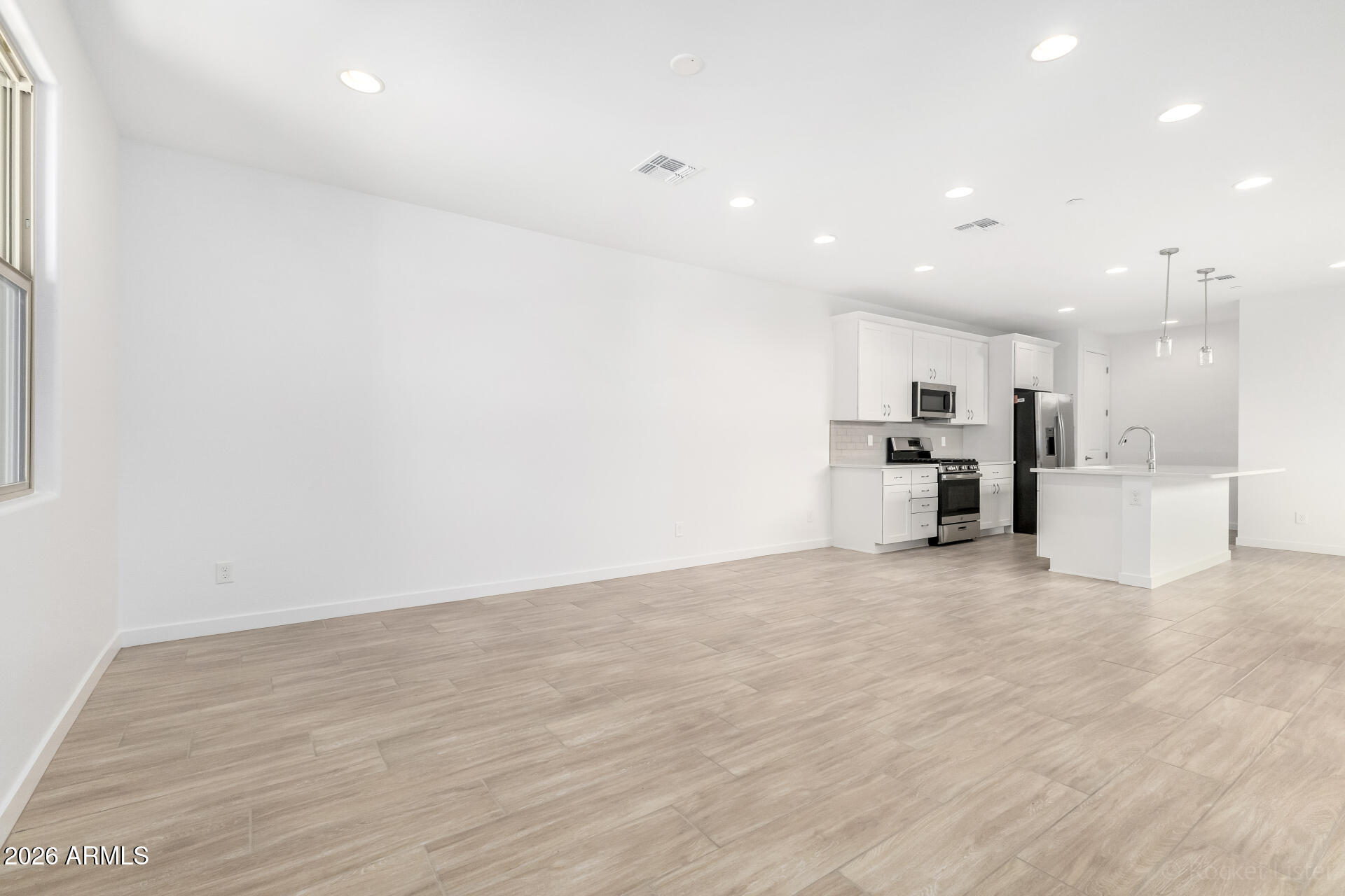 20622 West Thomas Road Buckeye, AZ 85396 - Photo 9 of 36 07 - Thomas