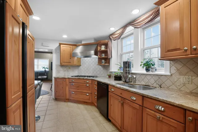 $850,000 | 106 Montgomery Avenue, Glenside, PA 19038