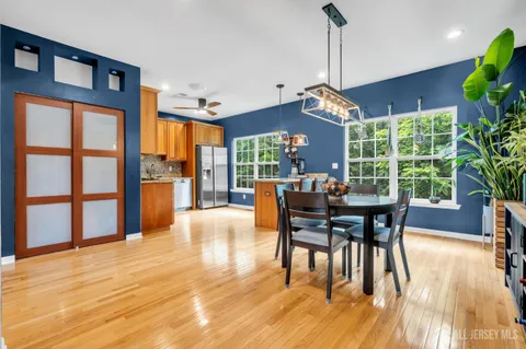 $575,000 | 20 Russell Court, Old Bridge, NJ 07747