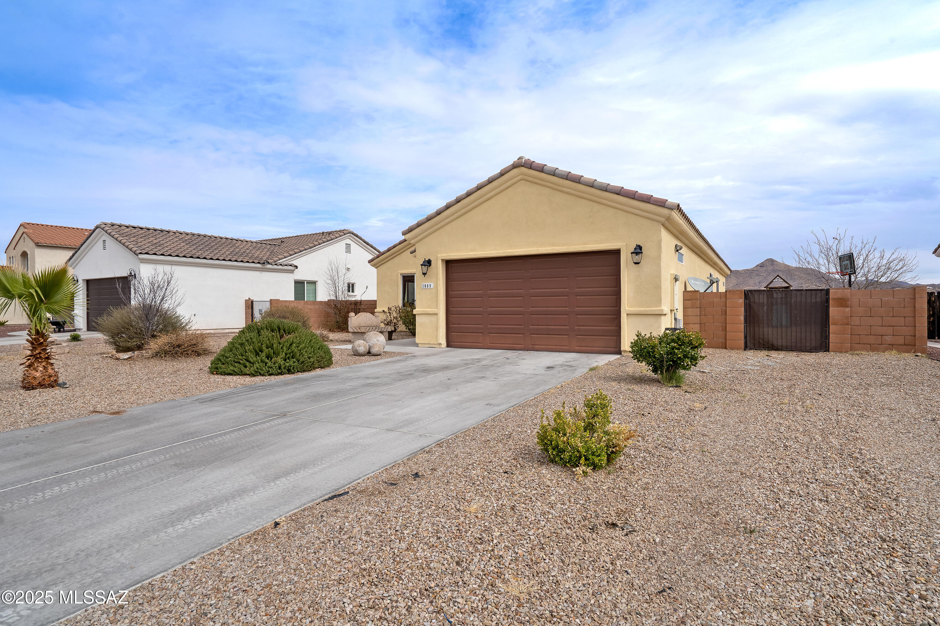 1089 Sicomoro Corte Rio Rico, AZ 85648 - Photo 2 of 47