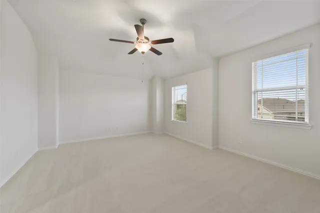 a view of empty room with window