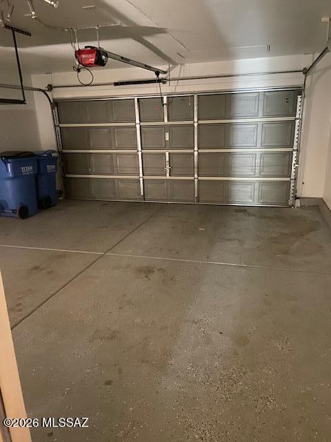 3610 East Secretariat Road Tucson, AZ 85739 - Photo 17 of 17 garage