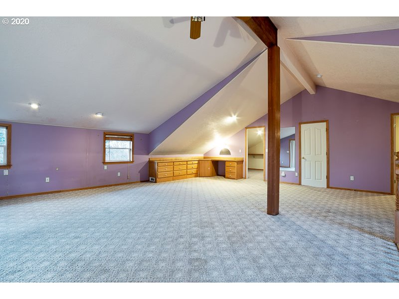 24011 Southwest Grand Ronde Road Grand Ronde, OR 97347 - Photo 13 of 32