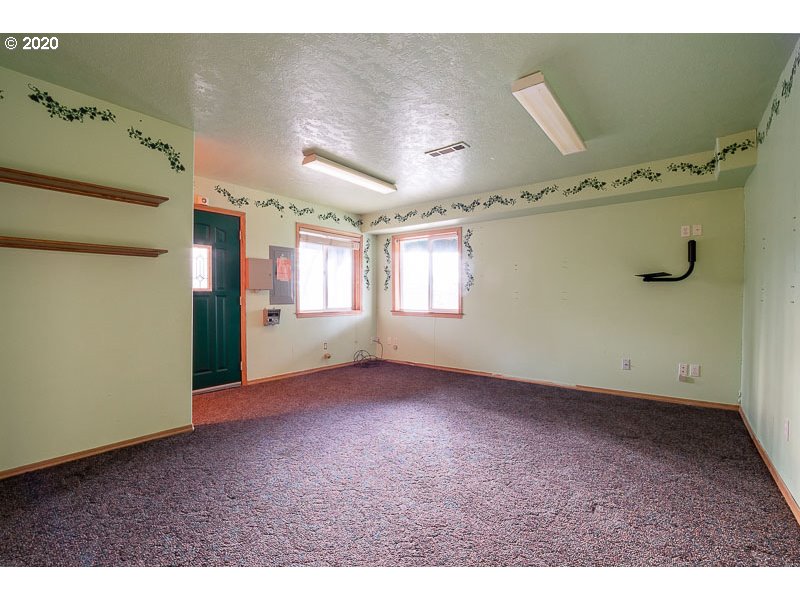 24011 Southwest Grand Ronde Road Grand Ronde, OR 97347 - Photo 25 of 32