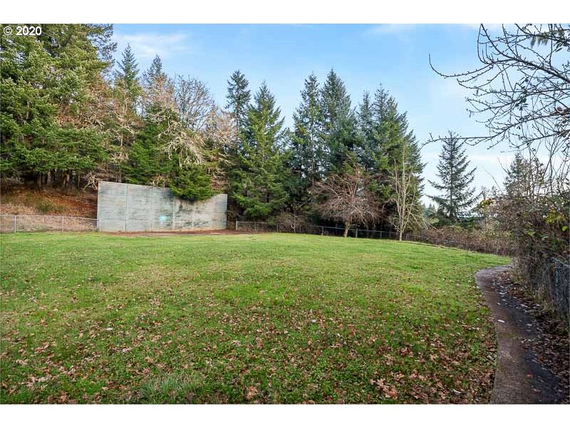 24011 Southwest Grand Ronde Road Grand Ronde, OR 97347 - Photo 27 of 32