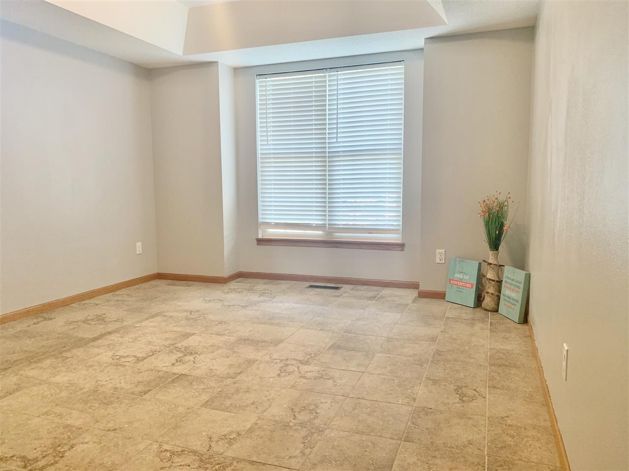 4909 North Willowbend Road Northeast Cedar Rapids, IA 52411 - Photo 9 of 43 Gallery Image 9