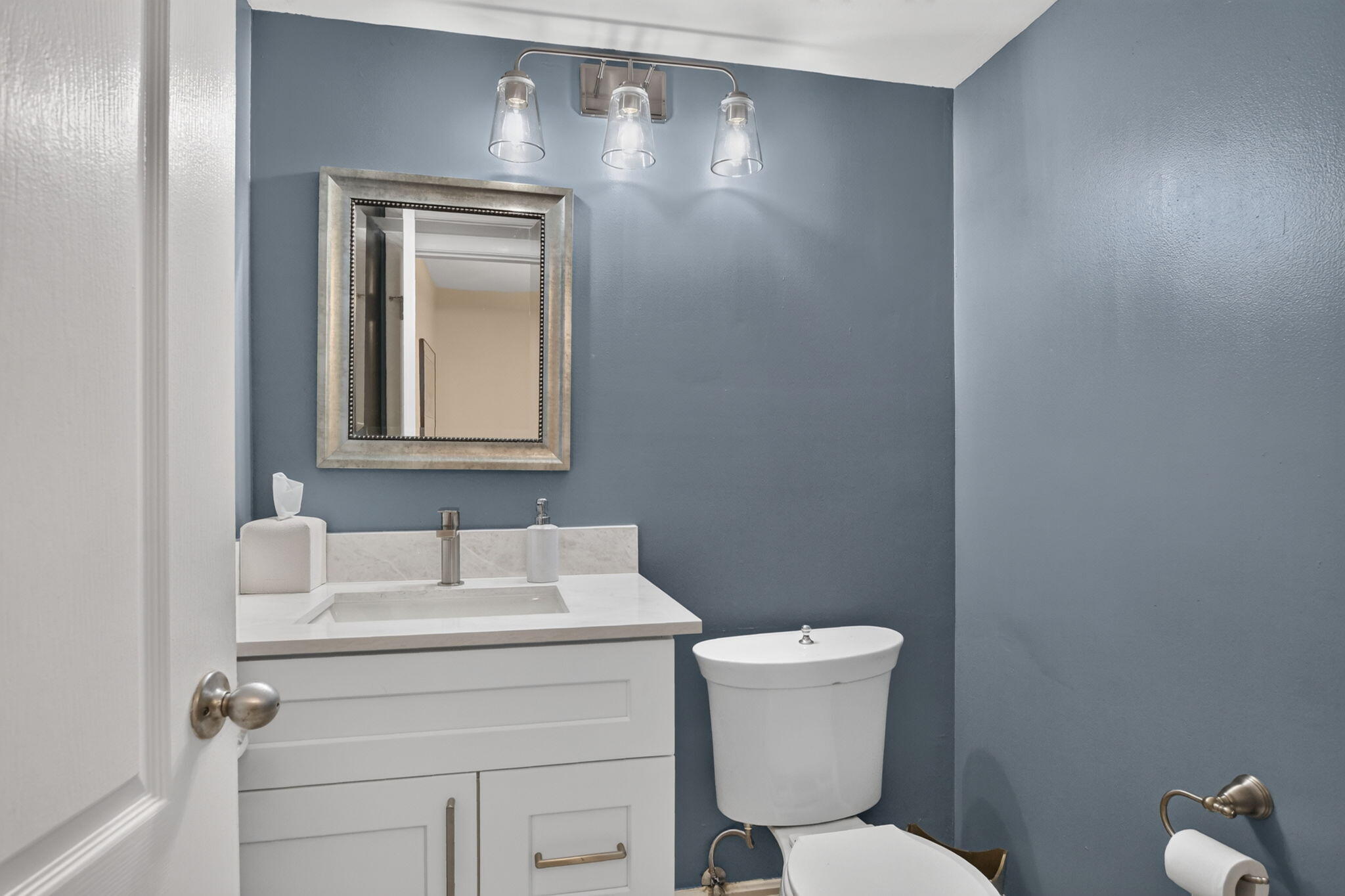 7913 La Mirada Drive Boca Raton, FL 33433 - Photo 28 of 67 Half bath