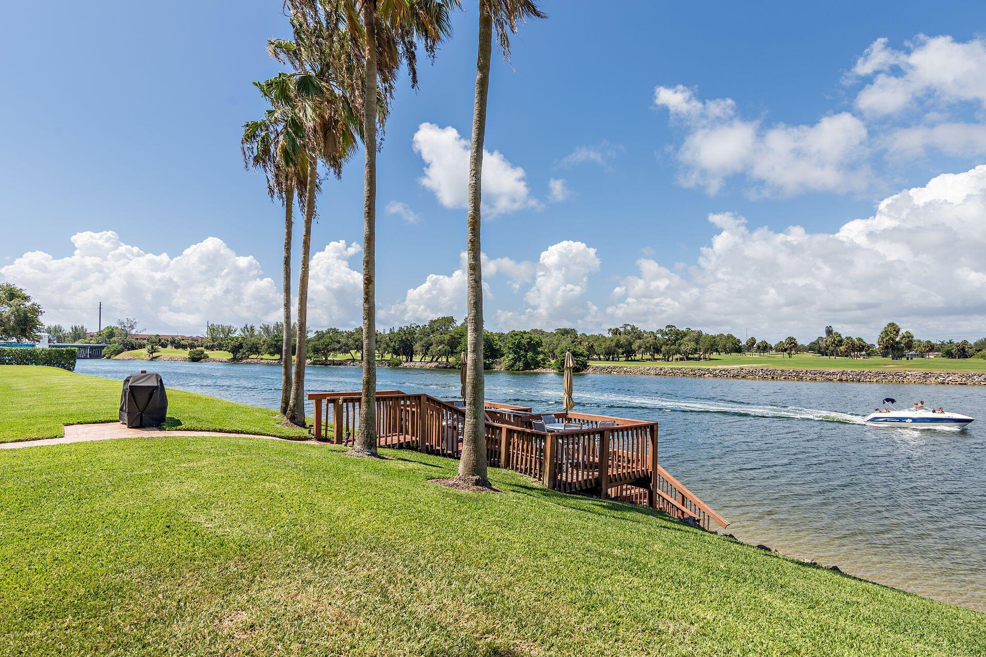 356 Golfview Road, Unit 209 North Palm Beach, FL 33408 - Photo 21 of 32 23