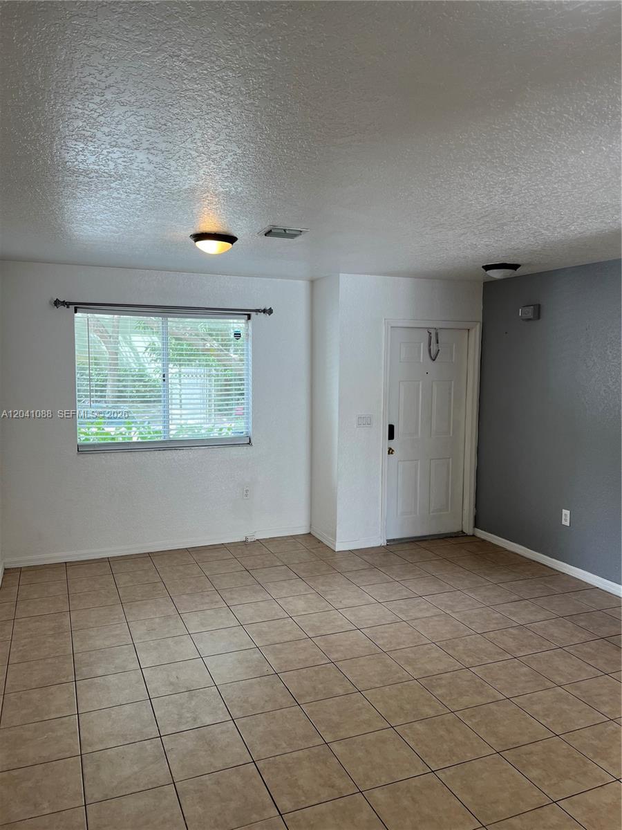183 Hidden Ct Road, Unit F33 Hollywood, FL 33023 - Photo 12 of 35