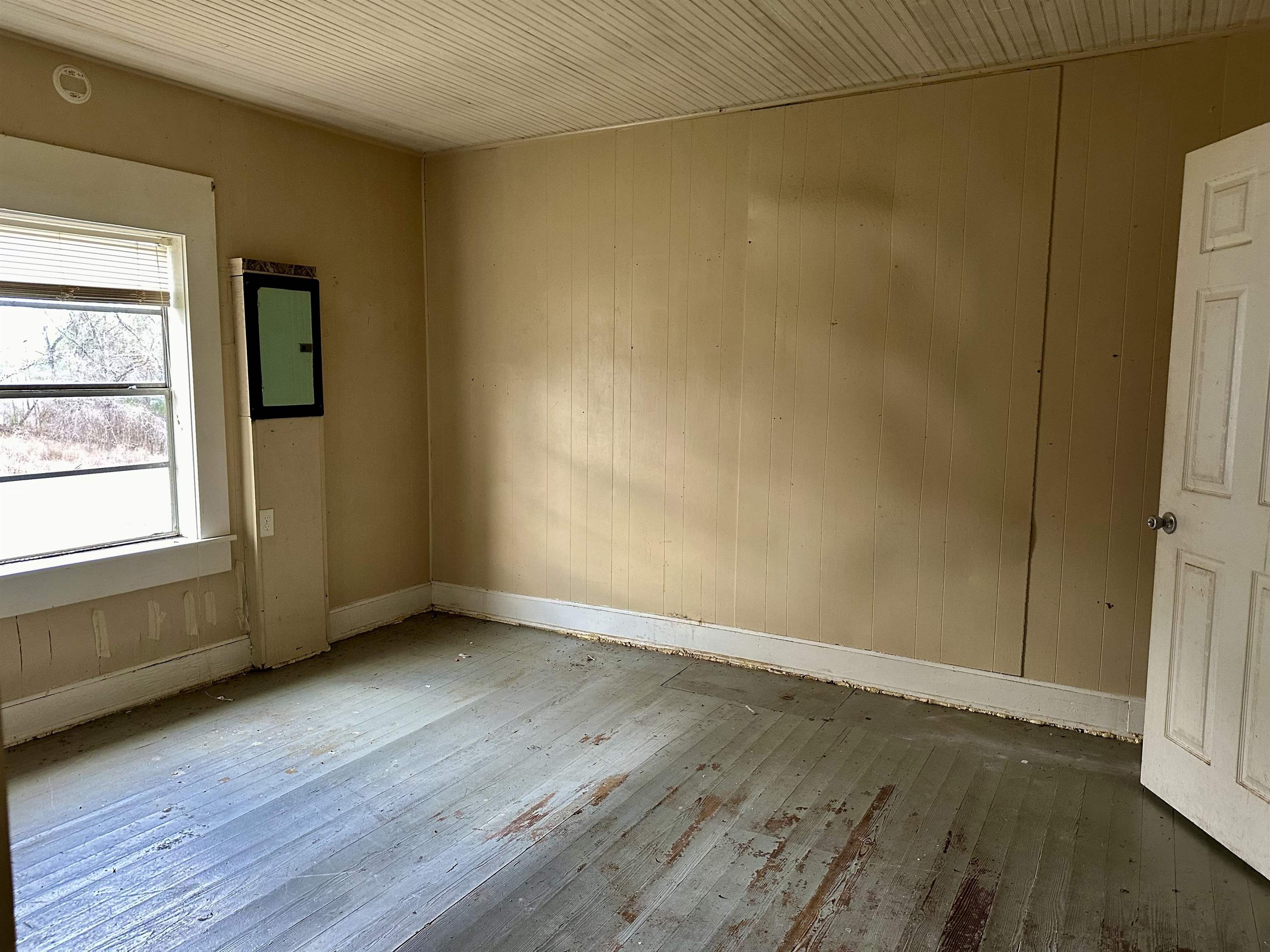 243 Murray School Road Selmer, TN 38375 - Photo 8 of 14 Gallery Image 8