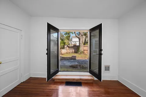 $575,000 | 1525 Riverside Drive, Nashville, TN 37206