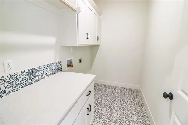 $339,900 | 218 North Boardman Street, Pleasant Hill, MO 64080