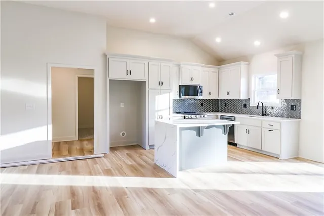 $339,900 | 218 North Boardman Street, Pleasant Hill, MO 64080