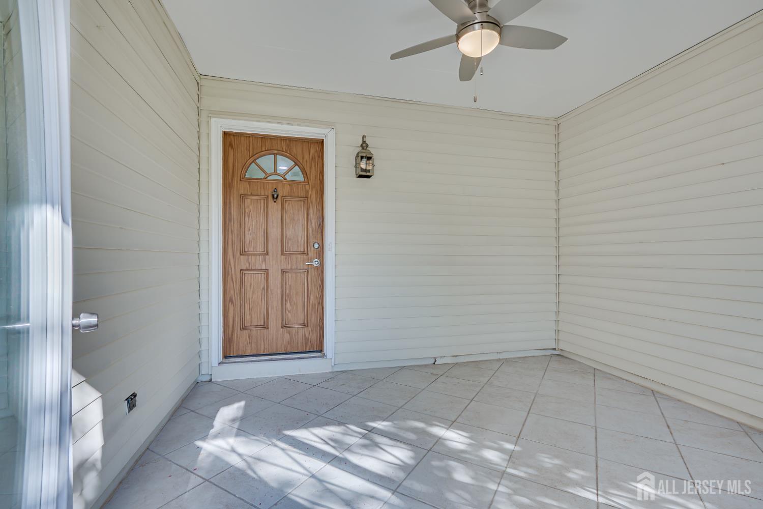 6 Woodbury Road Edison, NJ 08820 - Photo 4 of 32