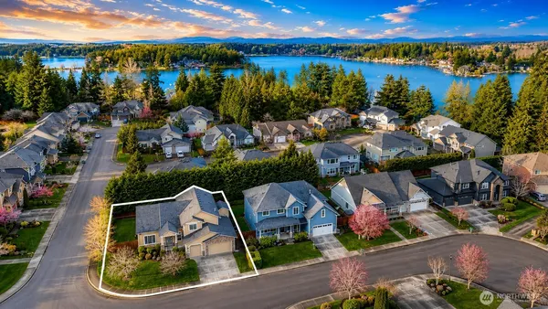 $830,000 | 21305 62nd St Court East, Lake Tapps, WA 98391