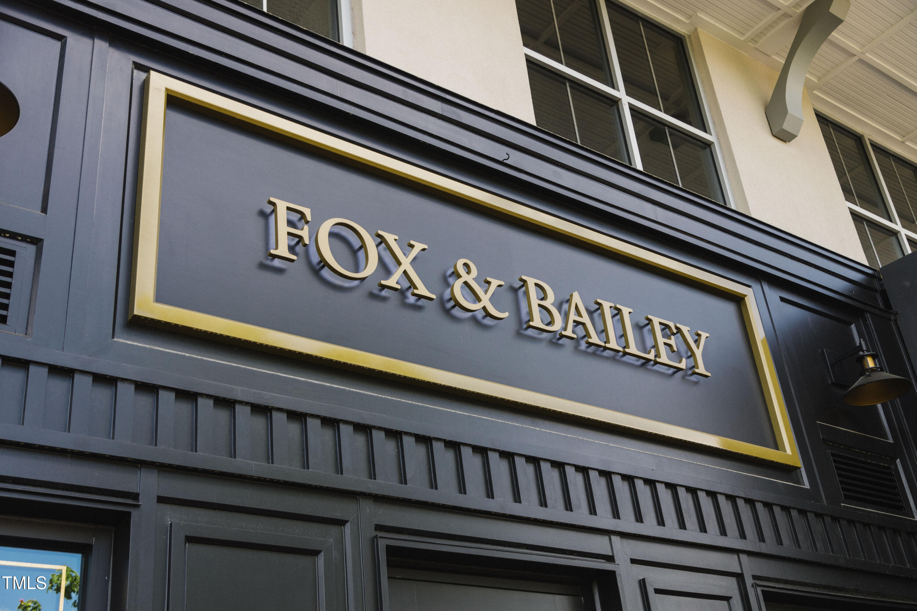 920 West Johnson Street Raleigh, NC 27605 - Photo 35 of 42 a close up of a street sign