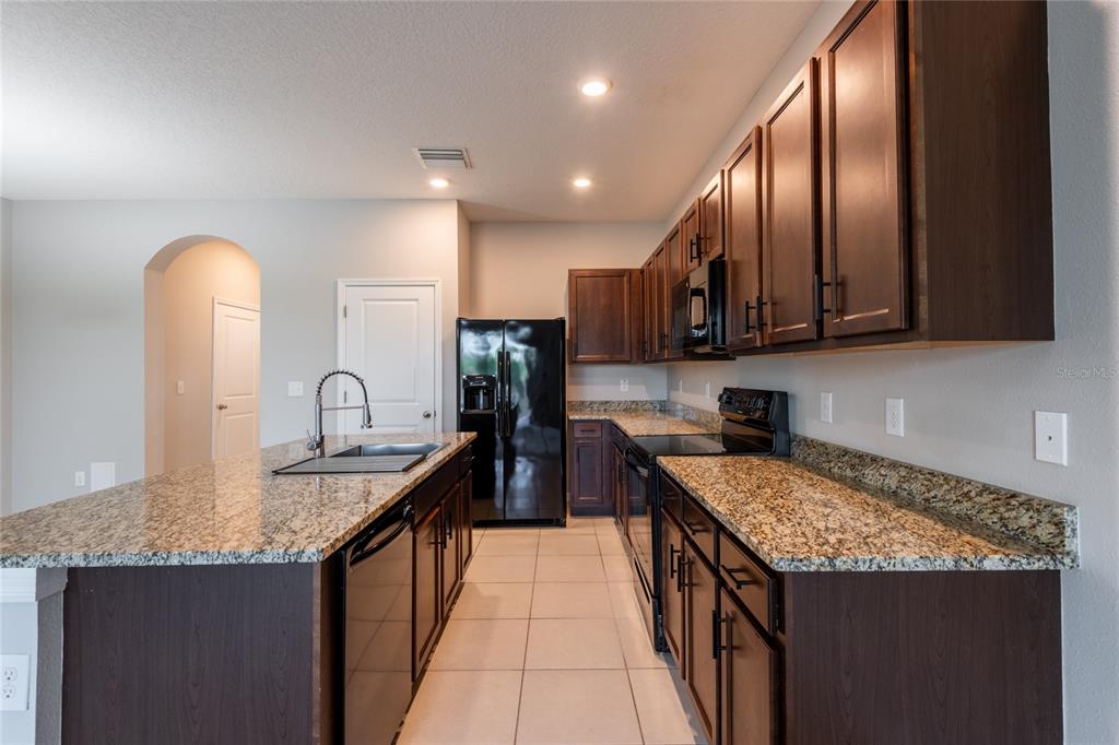 1817 Hovenweep Road Wesley Chapel, FL 33543 - Photo 25 of 64