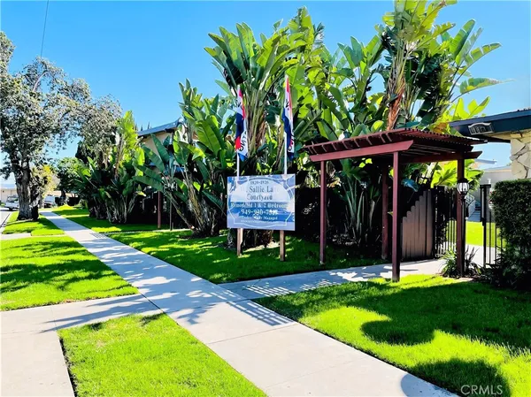 $1,995 | 1826 West Sallie Lane, Unit 7, Anaheim, CA 92804