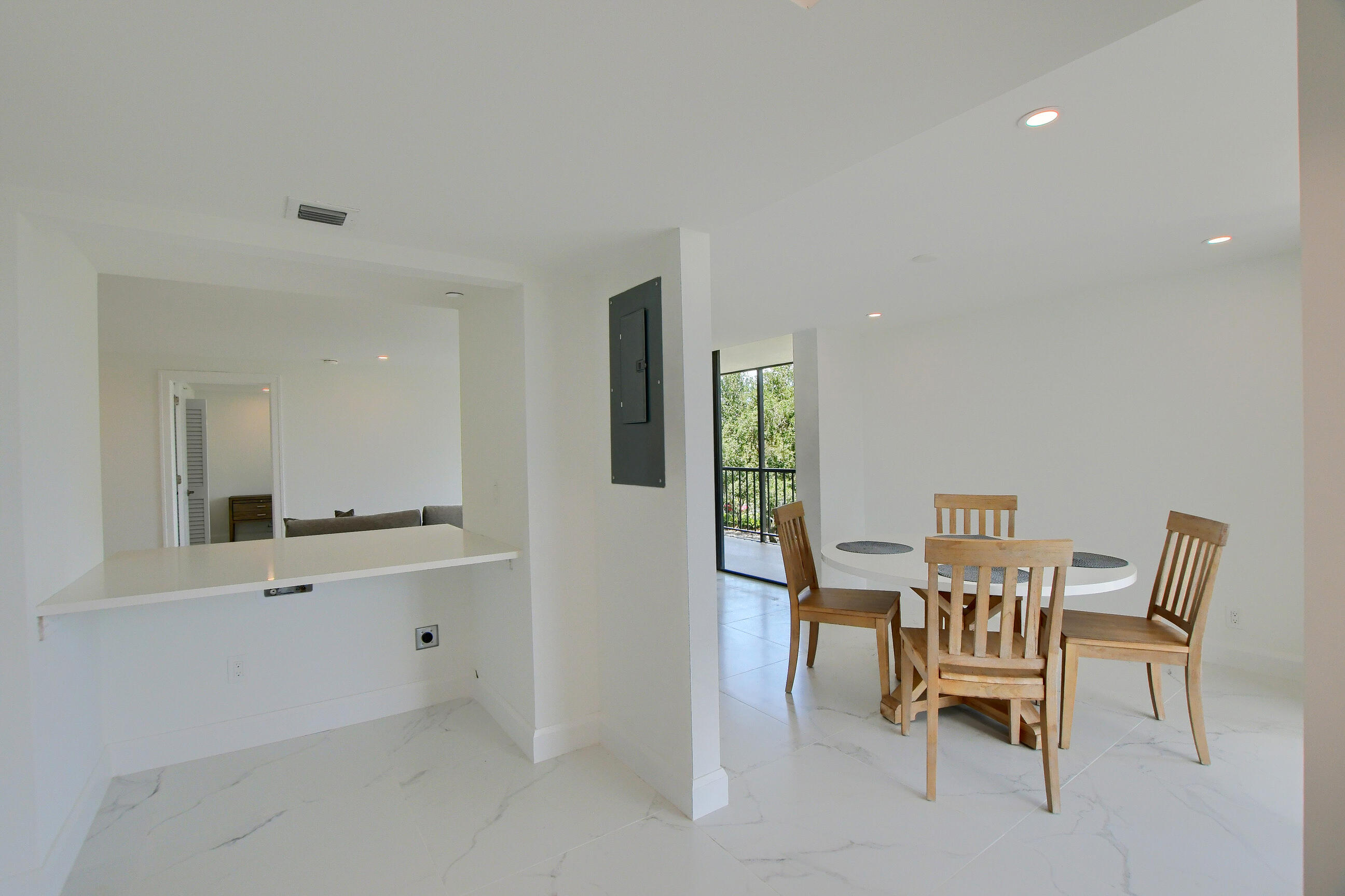 7819 Lakeside Boulevard, Unit 842 Boca Raton, FL 33434 - Photo 20 of 58 11_ebf_3365-hdr(5)