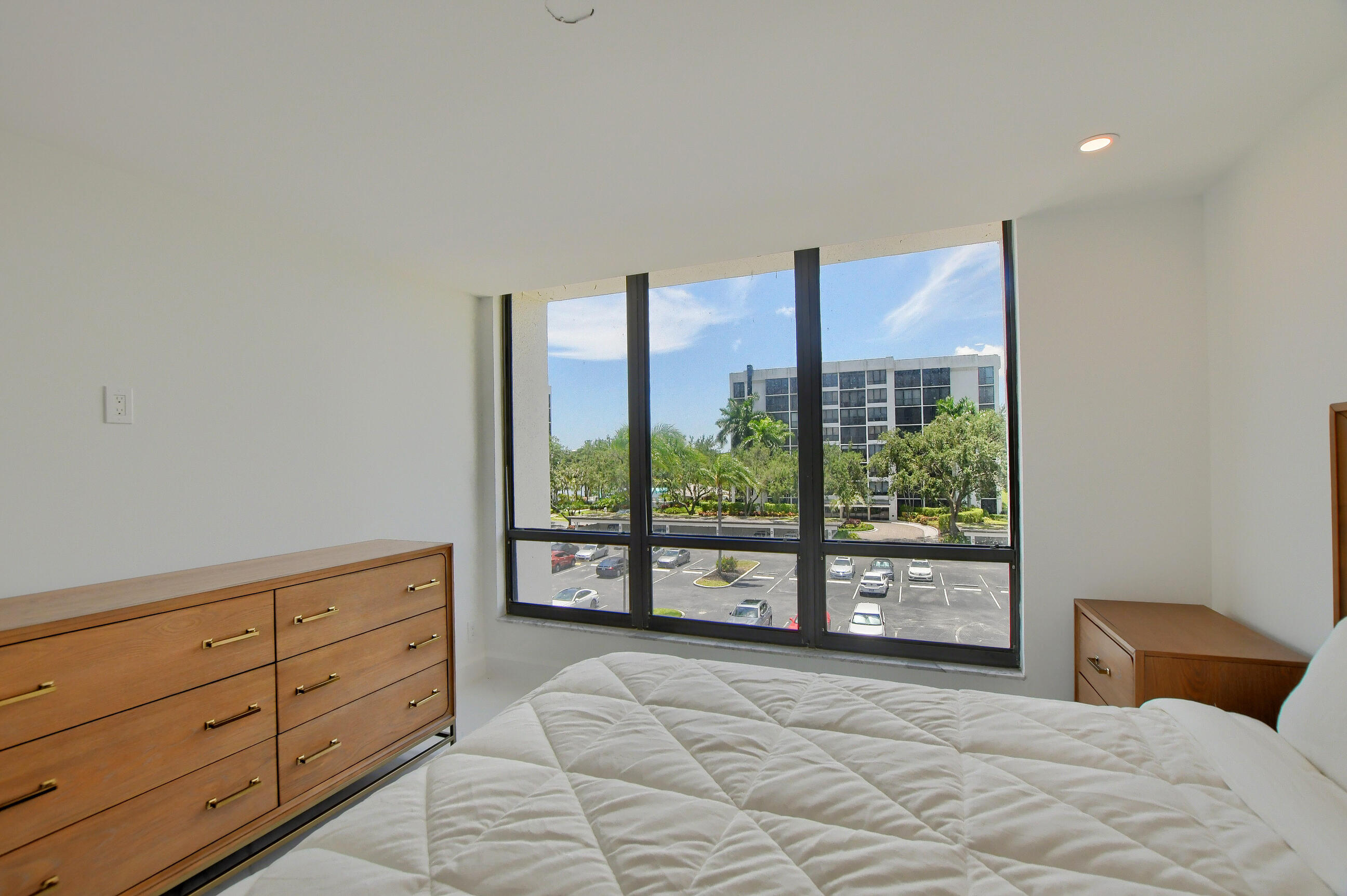 7819 Lakeside Boulevard, Unit 842 Boca Raton, FL 33434 - Photo 30 of 58 20_ebf_3410-hdr(5)